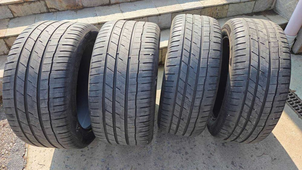 Комплект летни гуми за BMW X5 20"