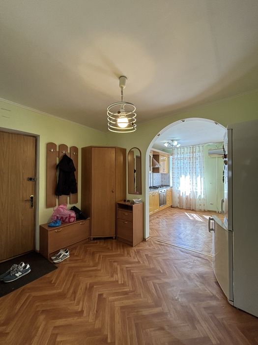 Продам 3х комн Центр