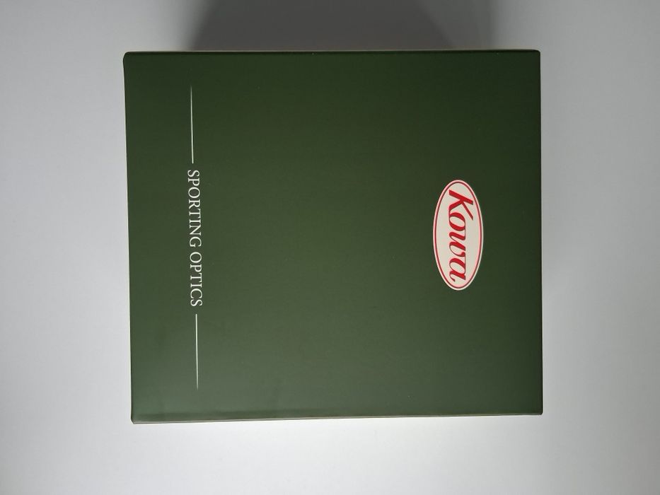 Nou/sigilat Binoclu profesional Kowa BDII 8x32 XD fluorit antireflex