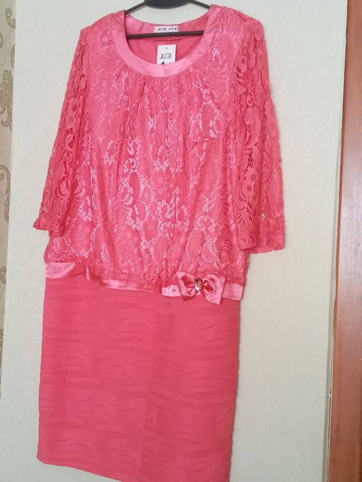 Нарядное женское платье,новое