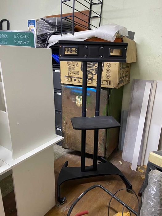 Стойка для телевизора