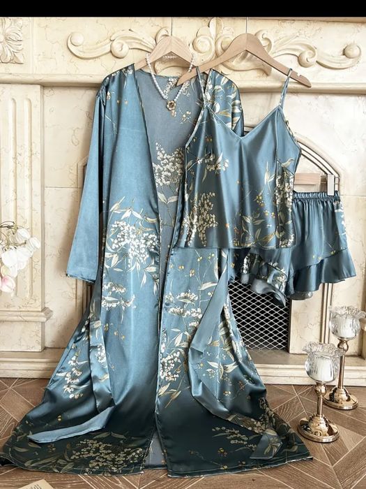 Комплект дамска нощница и халат, S размер