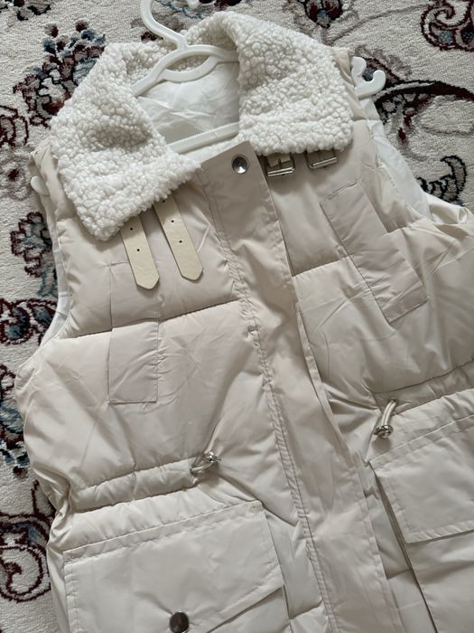 Безрукавка размер L Скидка