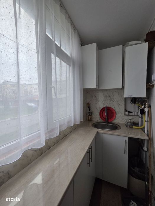 Apartament 2 camere zona Scoala 2 parter imbunatatit mobilat Adjud