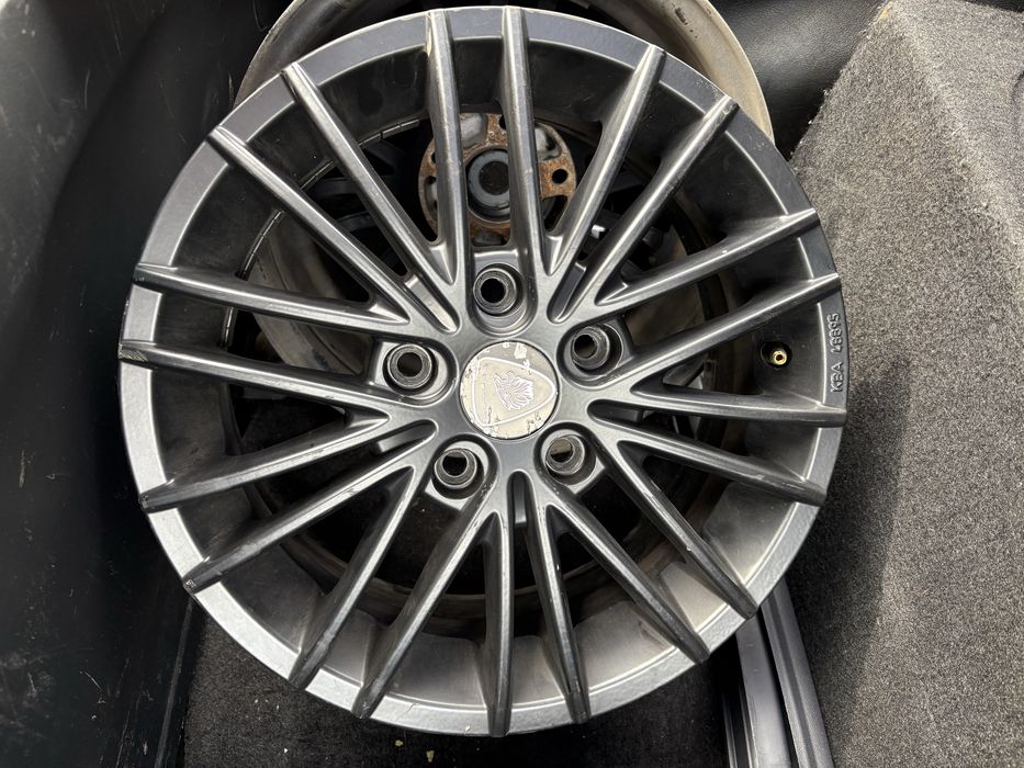 Jante R15 spitate negre