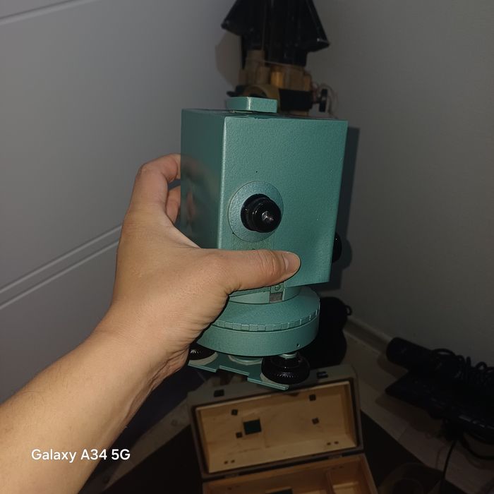 Нивелир оптический