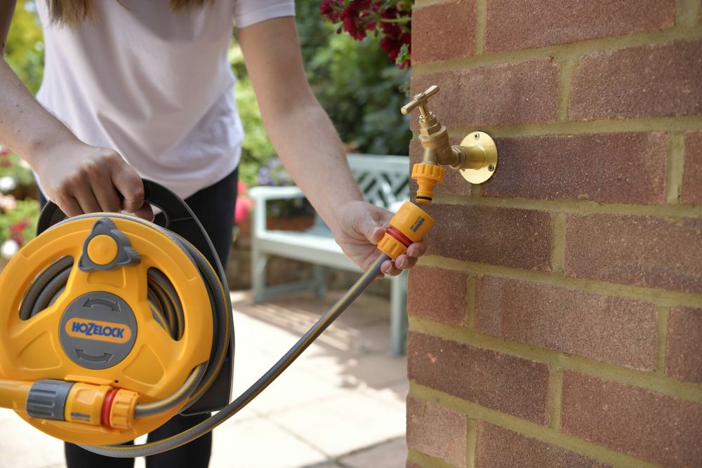 Сверхкомпкатная катушка со шлангом HoZelock MicroReel 10m