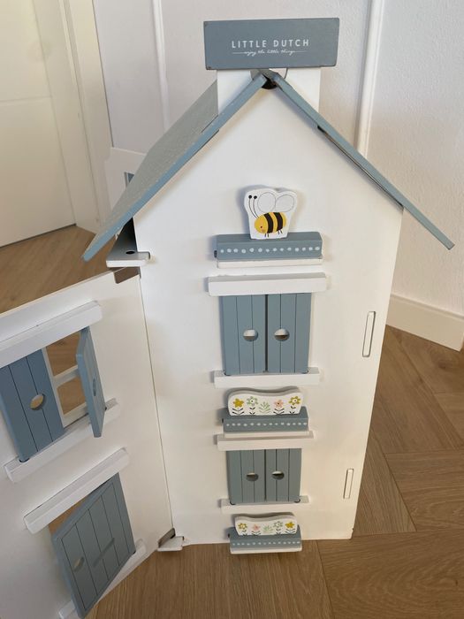 Casa de papusi din lemn, Little Dutch