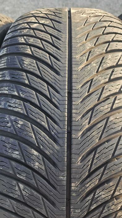 235/50 R19 • Iarna • Michelin Pilot Alpin 5 103H XL | 4 buc | Pret/buc