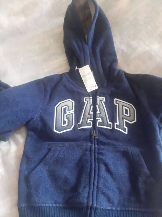 кофта мальчиковая новая на 2-3 годика