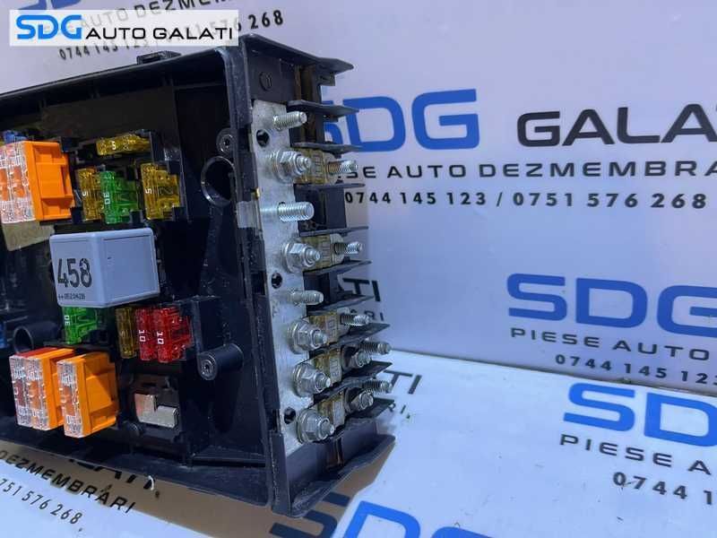 Panou Tablou Relee Sigurante VW Caddy 2004 - 2011 Cod 1K0937125 [L7047]