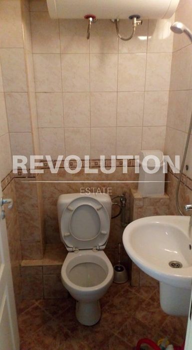 Дава се под наем Едностаен апартамент в Варна, Левски - 25 кв.м за 350 € - Снимка #7