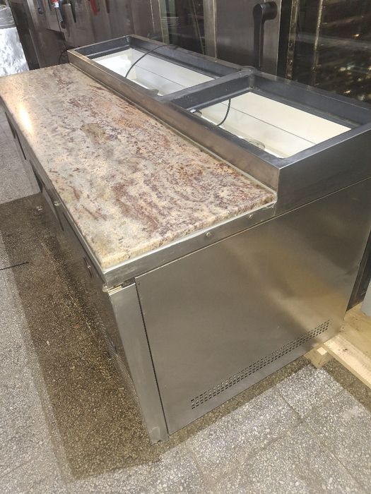 Хладилна маса за пица TRUE