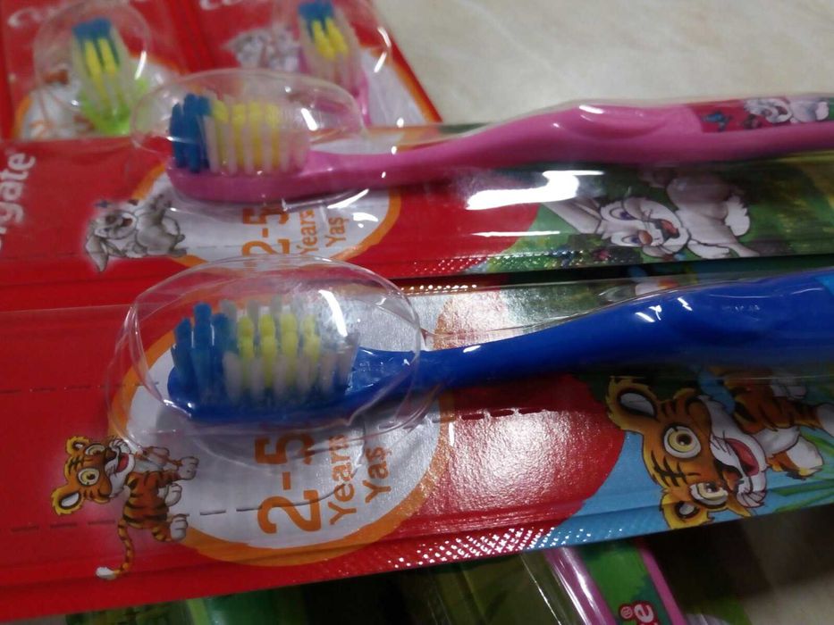 Нови електрически четки за зъби Dr.Fresh Medium,Colgate и Peppa Pig