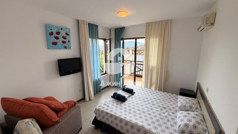 Продава се Двустаен апартамент в Черноморец - 70 кв.м за 2029 €/кв.м - Снимка #7