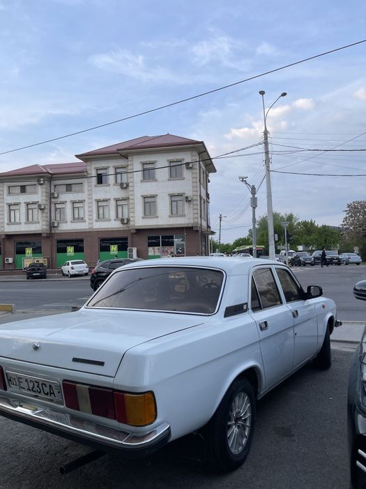 Газ волга 3102..