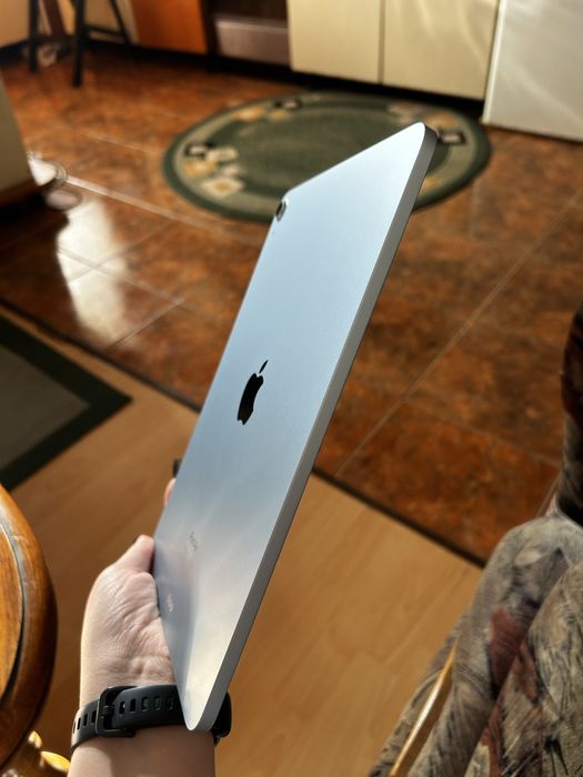 Apple iPad Air 11" (2024), 256GB, Wi-Fi, Blue, inca in garantie