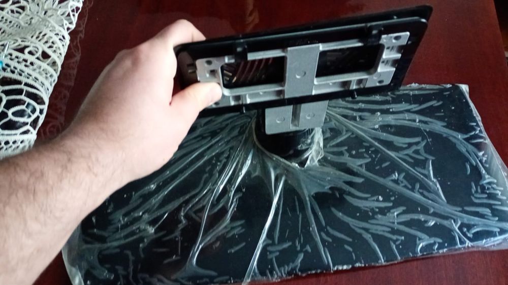 Vand suport tv Lg 32le53