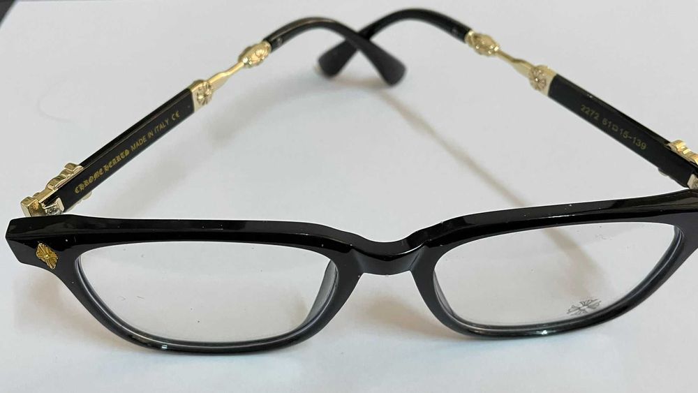 Chrome Hearts model deosebit, calculator Negrii cu Auriu