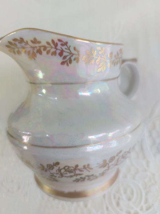 Сервиз фарфоровые