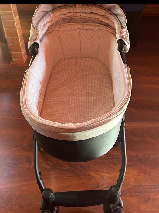 Carucior 3 în 1 Kraussman aproape nou