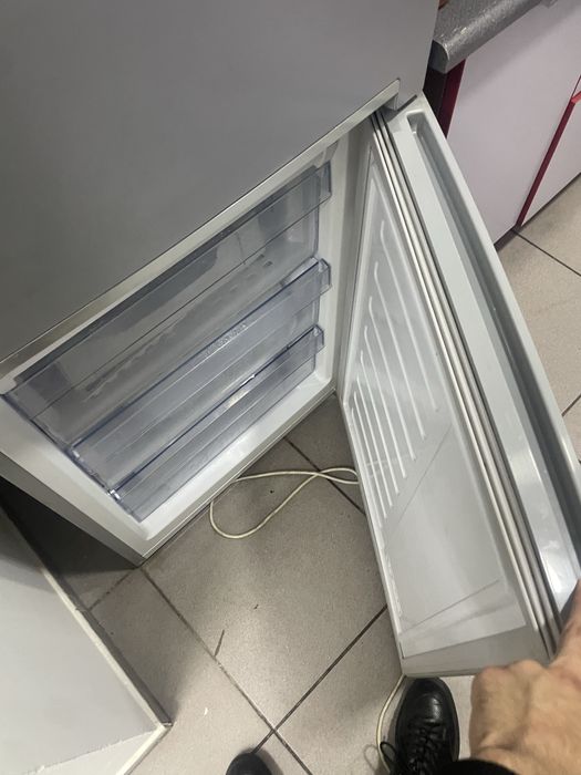 Холодильник beko