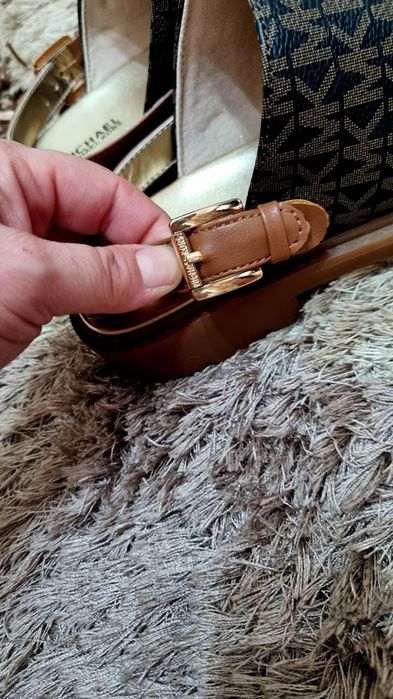 Pantofi decupati la spate Michael kors