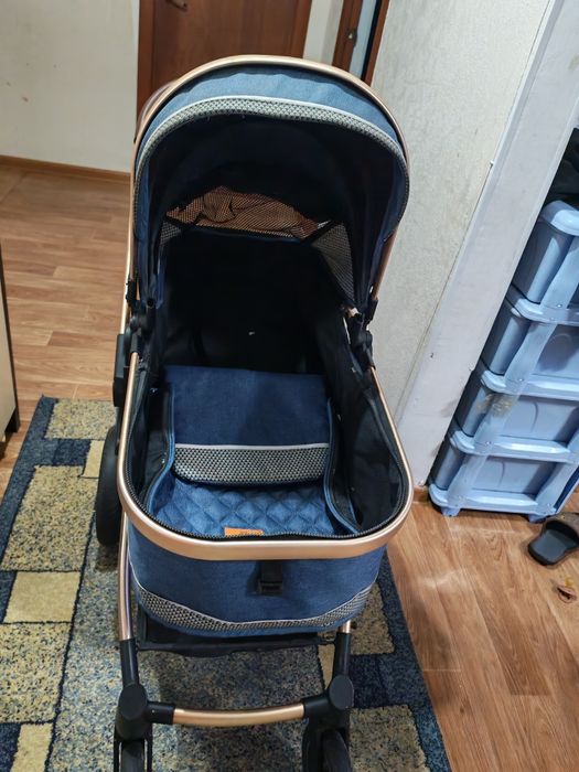 Коляска в хорошем состоянии