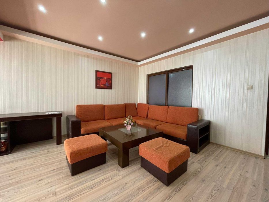 Дава се под наем Тристаен апартамент в Бургас, Лазур - 100 кв.м за 612 € - Снимка #4