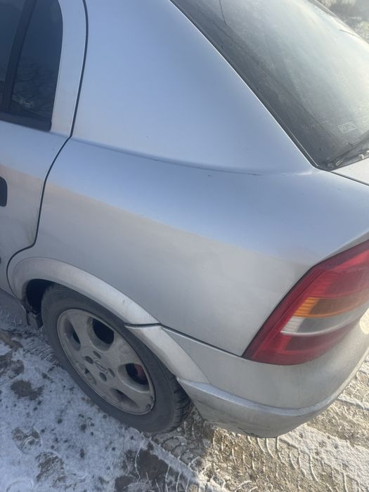 Vand opel  pentru rabla sau se mai poate circula cu el