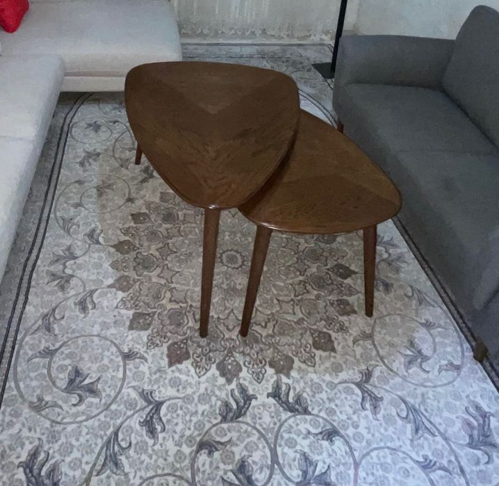 Продаю стол журнальный