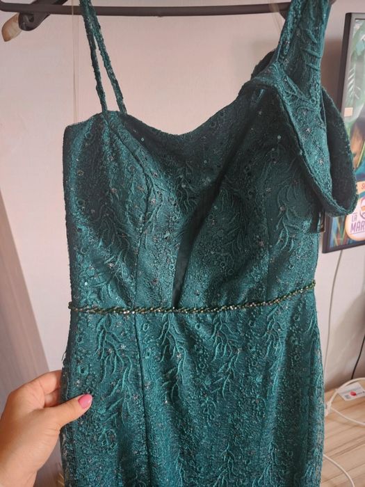 Rochie elegantă,  culoarea verde smarald