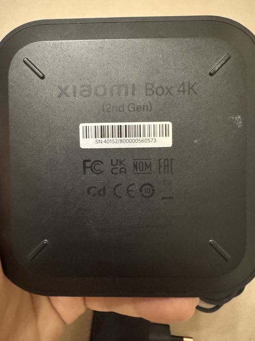 Продам TV приставка mi box