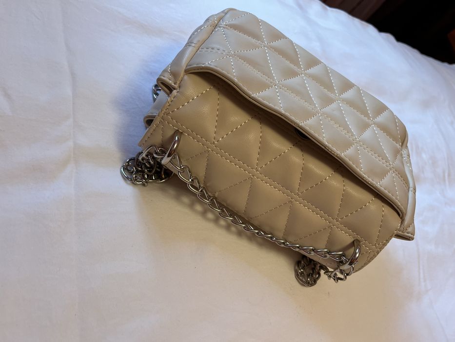 Дамска чанта бежова