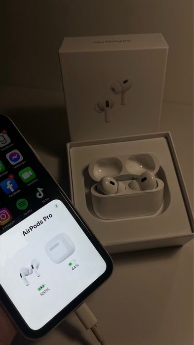 AirPods Pro 2 – Sunet premium, preț imbatabil! Doar 200 lei!