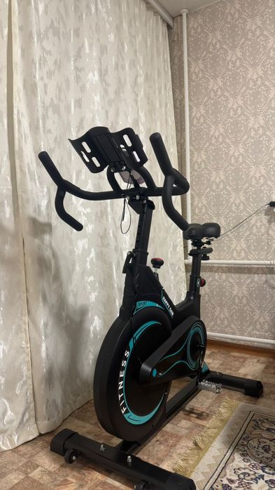 Велотренажёр почти нови