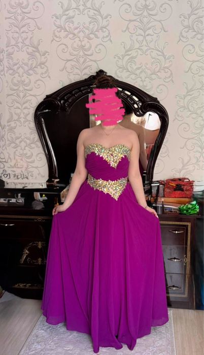 Распродажа платьев