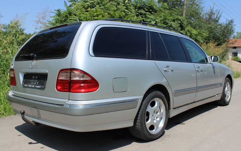 НА ЧАСТИ Mercedes W210 E270cdi Комби Фейслифт / Мерцедес В210