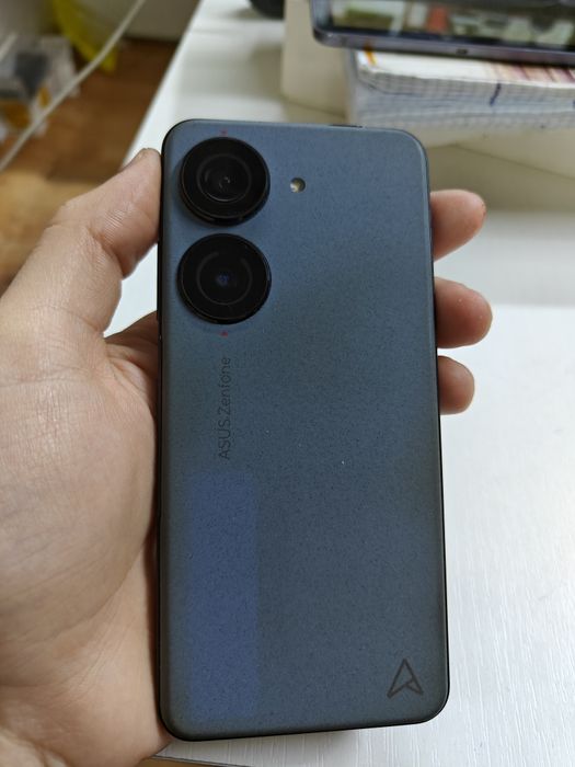 Asus ZenFone 10 256гб продам