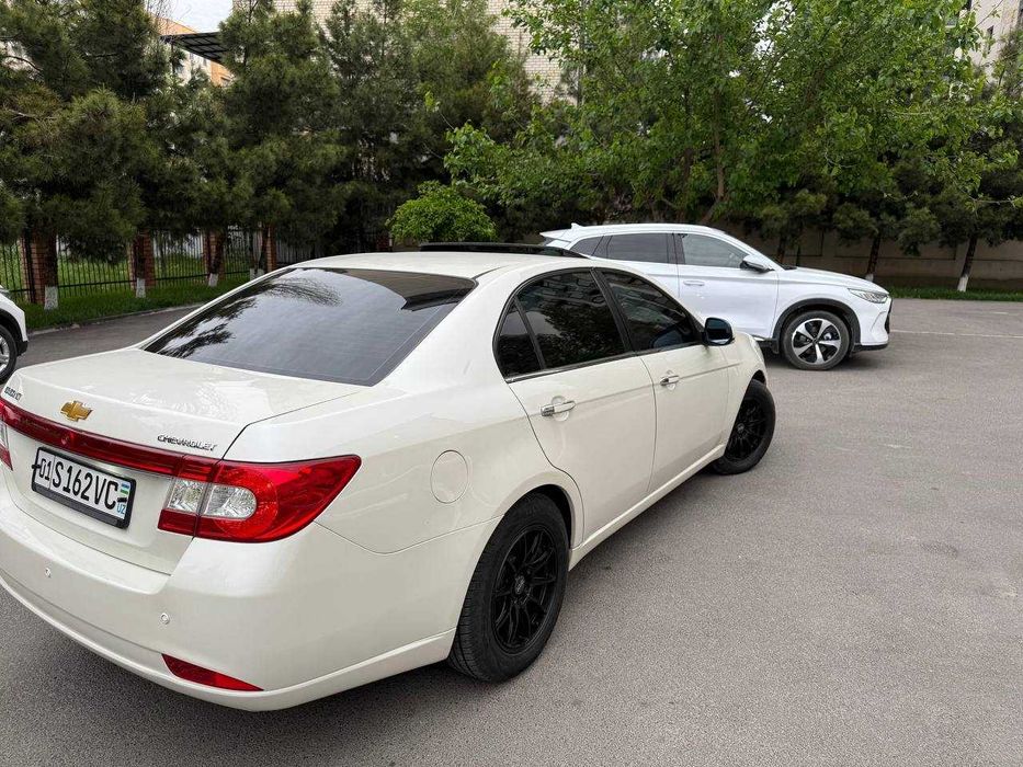 Chevrolet Epica 2011 — 3