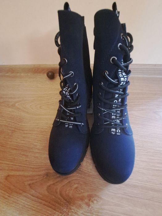 Дамски боти TendenZ