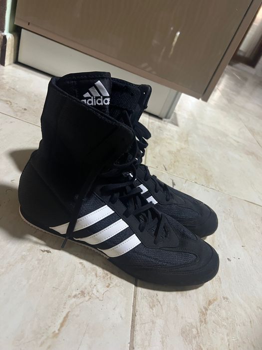 Adidasi noi de Box Addidas