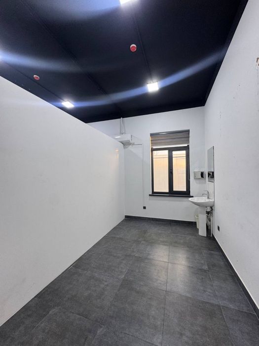 БЦ! Аренда под:Офис,Магазин,Бутик,Кафе и т.д. У дороги Ор: Бадамзар