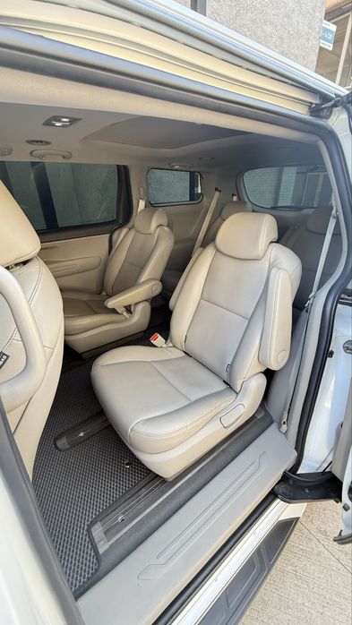 Kia carnival 2019 г. 108 000 км пробег дизел 2.2