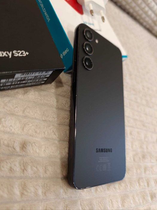 Samsung Galaxy S23+ 512GB ОТЛИЧЕН комплект с powerbank смартфон телефон