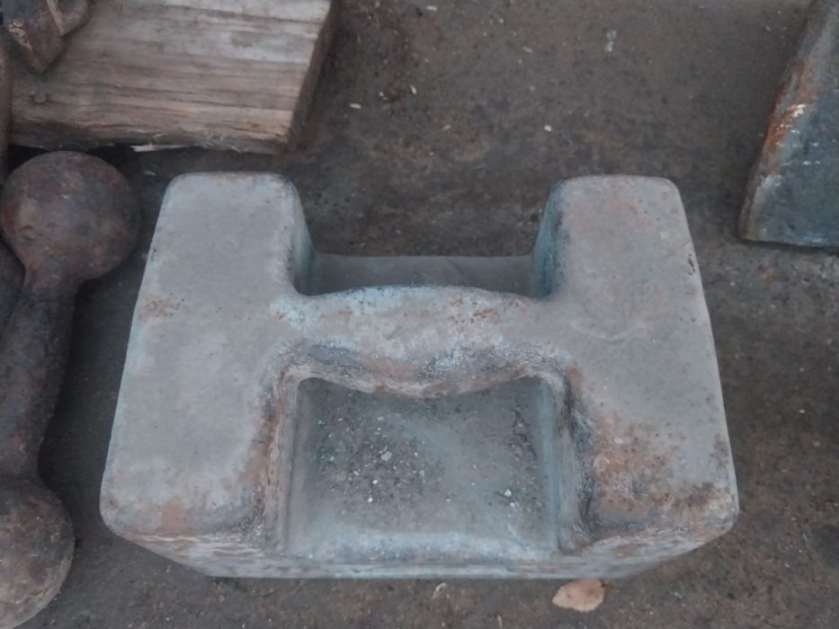 Гиря 20кг есть многа