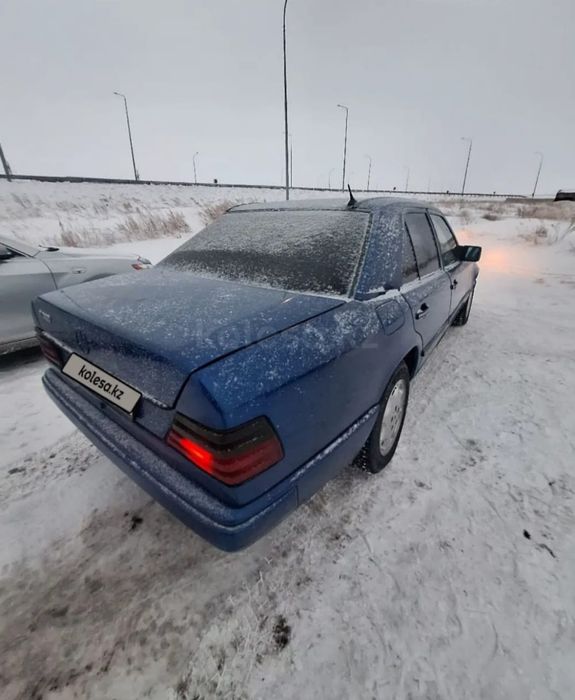 Продам Мерседес 124 2.6автомат