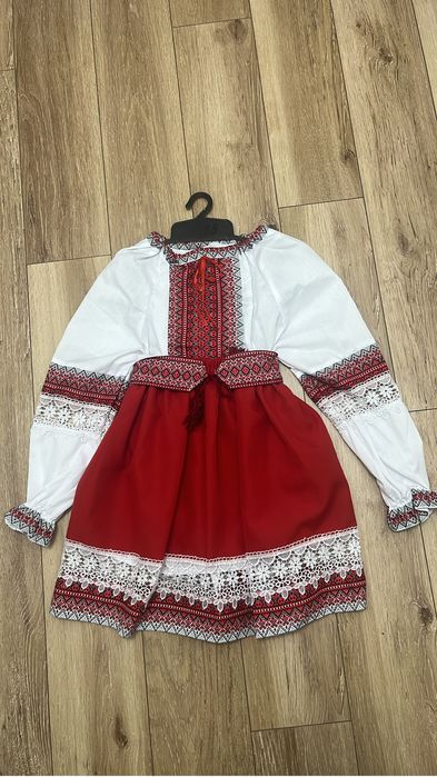 Costum popular traditional national