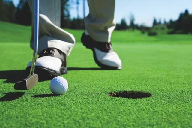 Professional Mini Golf Maydonchasi – Dam olishga Professional Nafas!