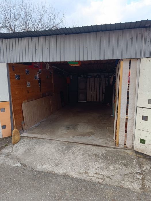 Vând garaj în Dallas